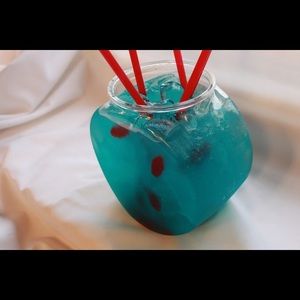 Meet your Posher, Eleanor